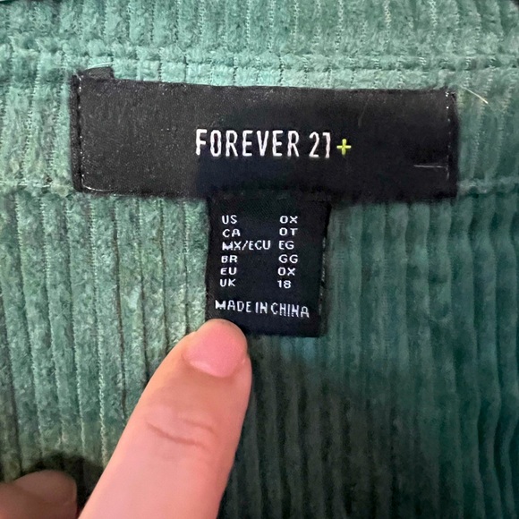 Forever21 Plus Size Corduroy High-Low Shirt, Olive Green. Size 0X - Picture 4 of 8